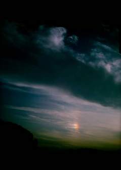 Polaroid a520『ちょい虹は、幻想的ぃ〜な雲の下に』2