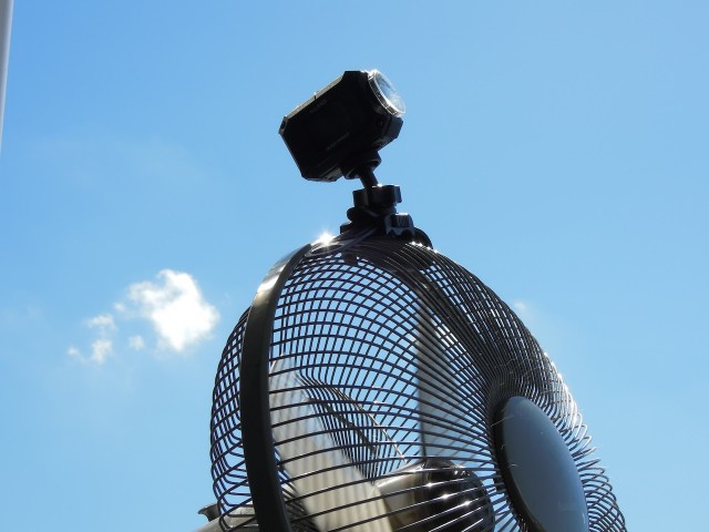 JVC GC-XA1_Electric Fan Look out Over the Sky-2.jpg