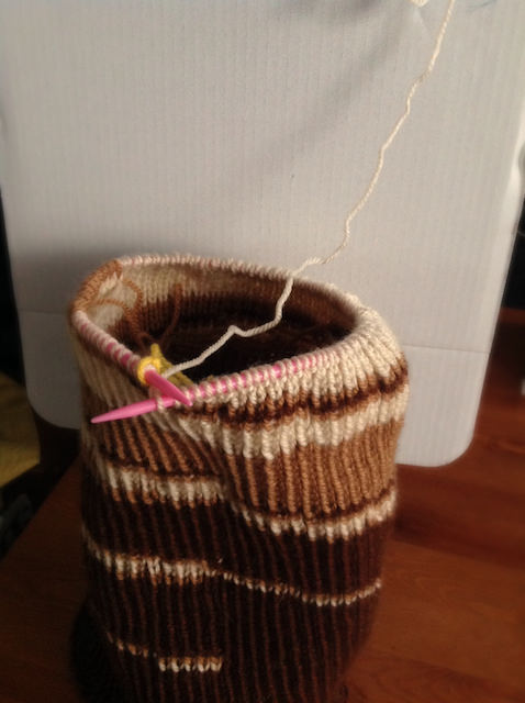 circular needle knitting_hat-10.jpg