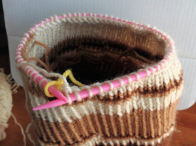circular needle knitting_hat-12.jpg