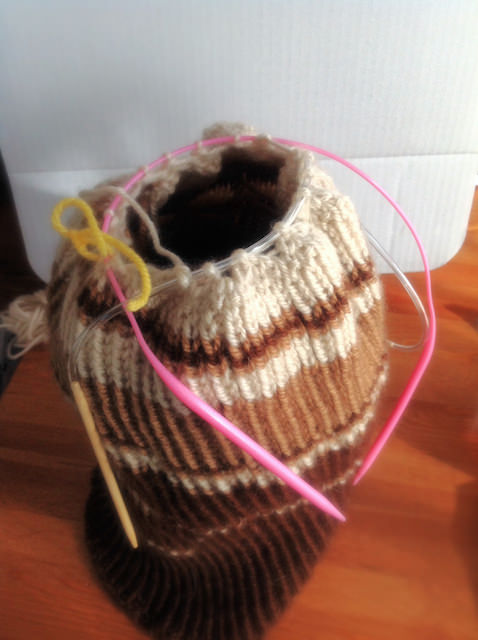 circular needle knitting_hat-16.jpg