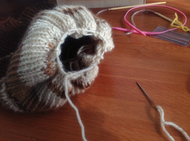 circular needle knitting_hat-17.jpg