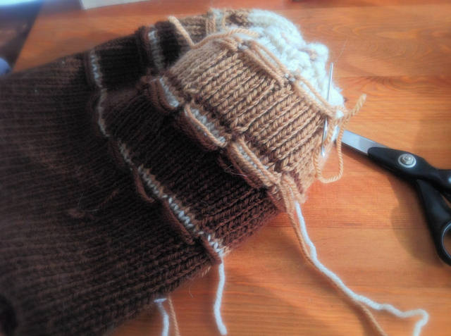 circular needle knitting_hat-19.jpg