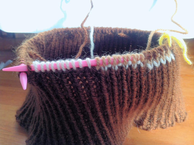 circular needle knitting_hat-2.jpg