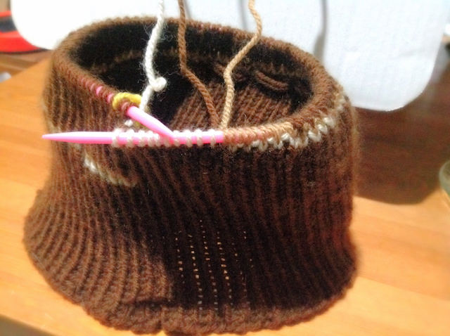 circular needle knitting_hat-4.jpg