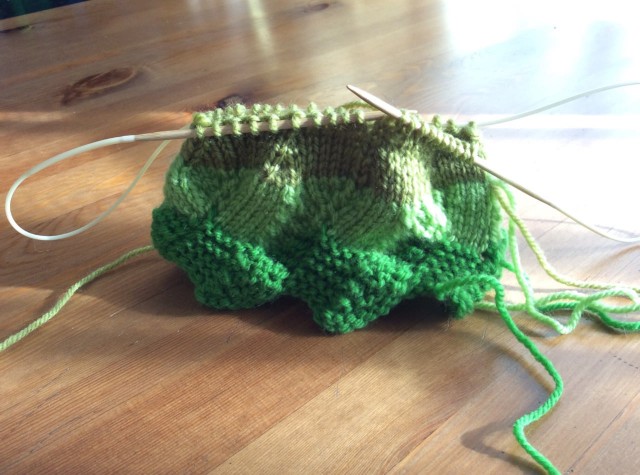 Knitting_Zigzag Hat Mini-8.jpg