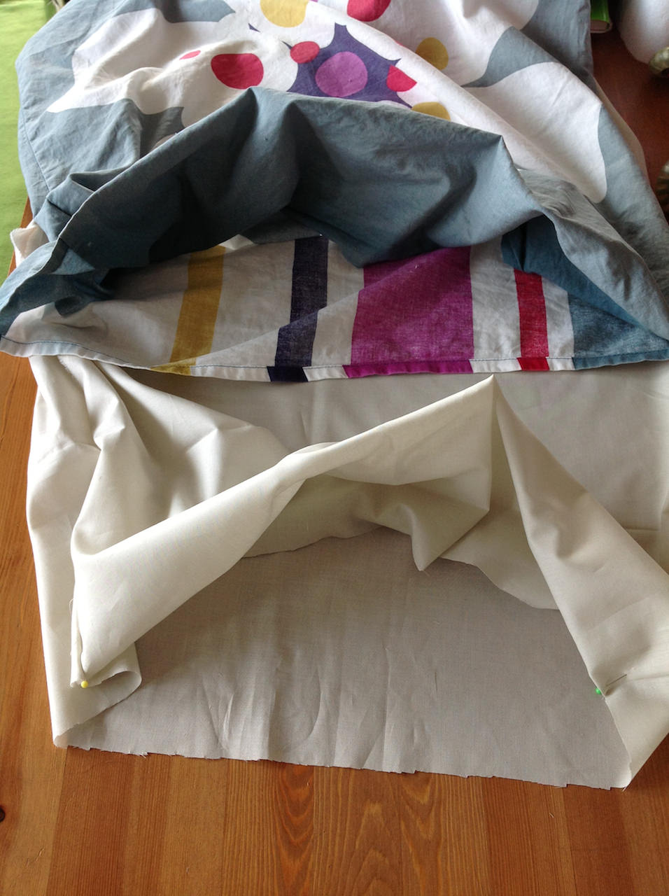 HZL-F400JP_pillowcase.jpg